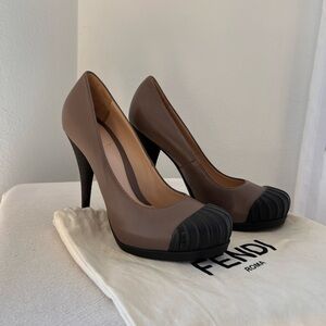 Fendi Elegant Taupe and Black Heels